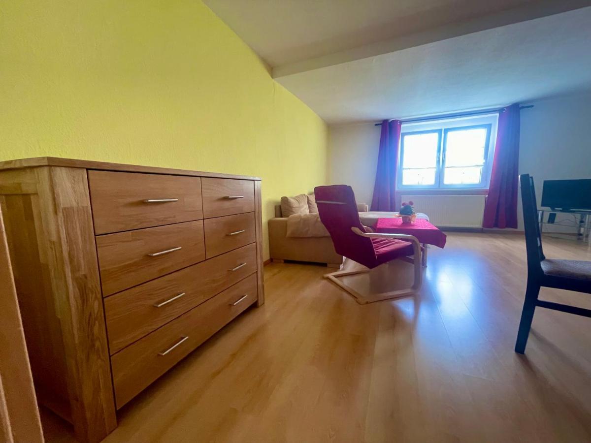 Apartment Biesdorf-verkehrsgünstig Und Ruhig Berlin